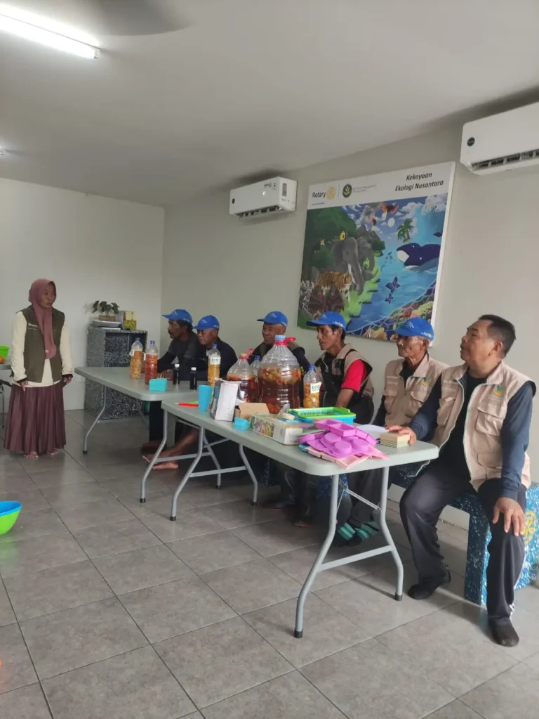 manfaat eco enzym dalam kehidupan sehari-hari